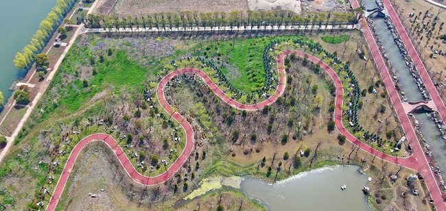 1698980663592085567.jpg 1648189044831030025.jpg