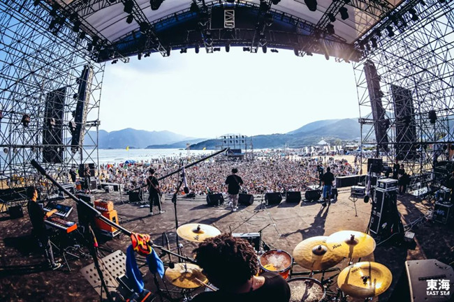 1698999143321039244.jpg 东海音乐节_副本.jpg