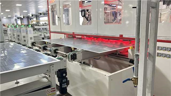 1699426922751538965.jpg 赫里欧新能源(肥城)有限公司(1).jpg