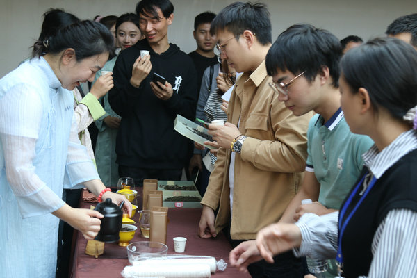 1698979830212093070.jpeg 03-Q-2.jpeg