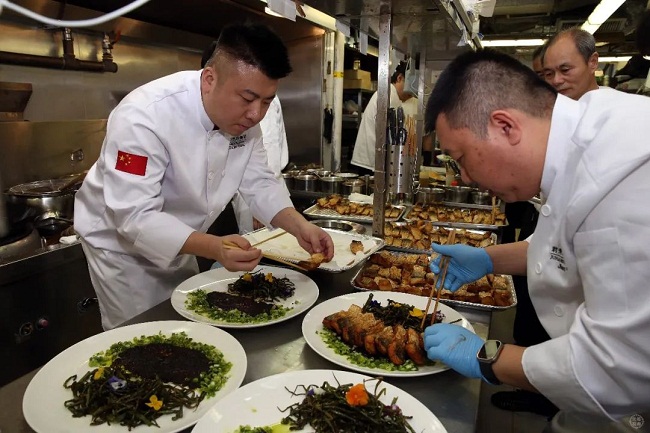 1700535638417070920.jpg 640 (1).jpg