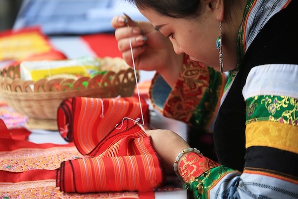 1704714554436004794.jpg 1704604740512294.jpg