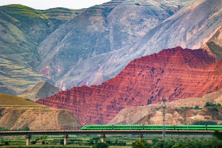 Danxia landforms along the Lanzhou-Xinjiang Railway