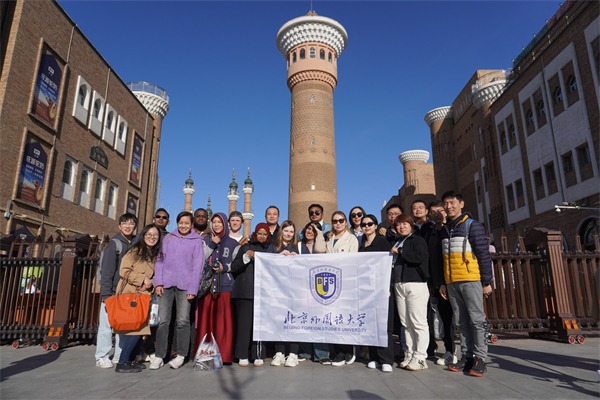 BFSU study tour dives into Xinjiang’s cultural legacy