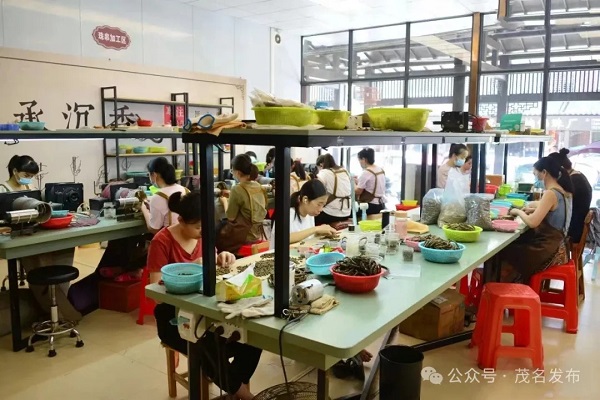 1714463729807038851.jpg 8.jpg