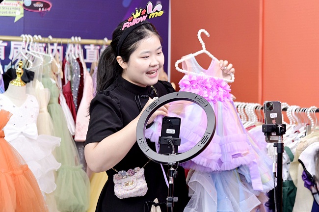 1723096933686058661.jpg d75fbe3f41e84898a4a3f8b43015d41e.jpg