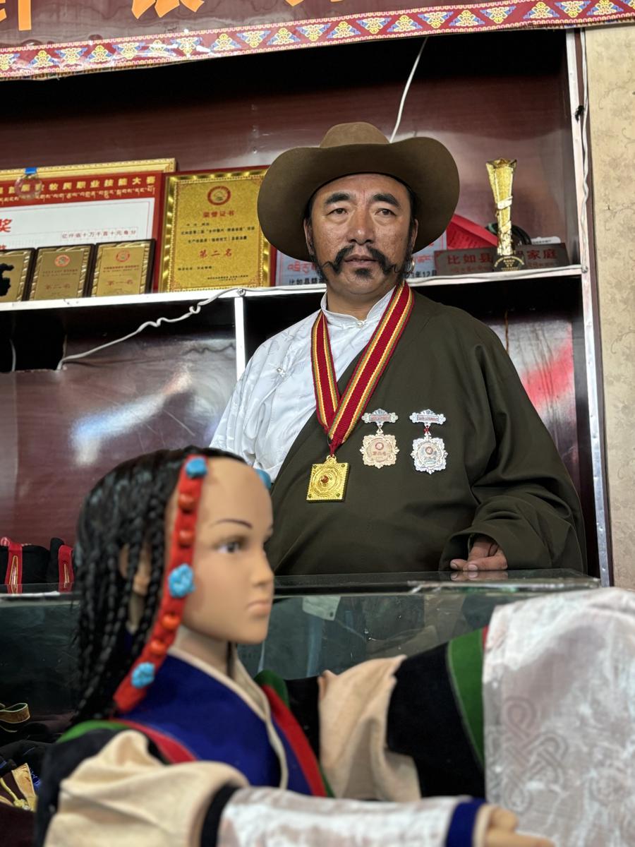 1726287991366040540.jpeg 2.jpeg