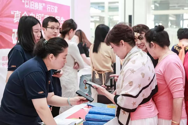 1730945154129037303.jpg 汽车节3_副本.jpg