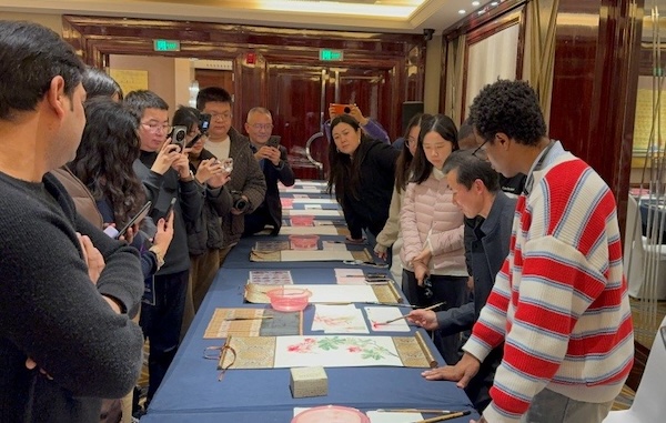 1735807311472056604.jpeg 6773ab7ea310f1268d8793ee.jpeg