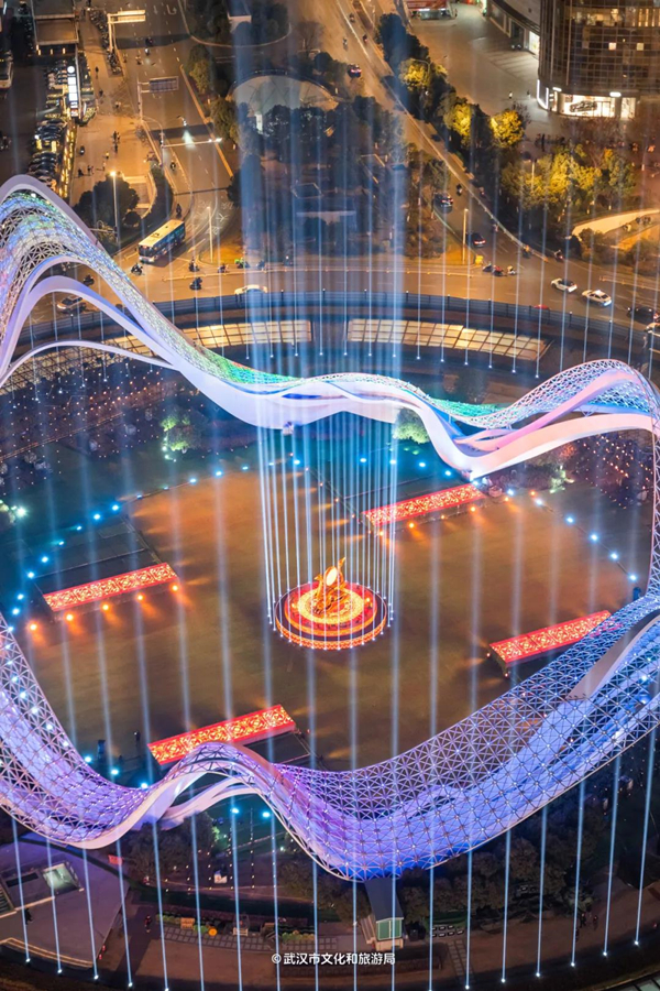 1737695335454039797.jpg 空轨2_副本.jpg