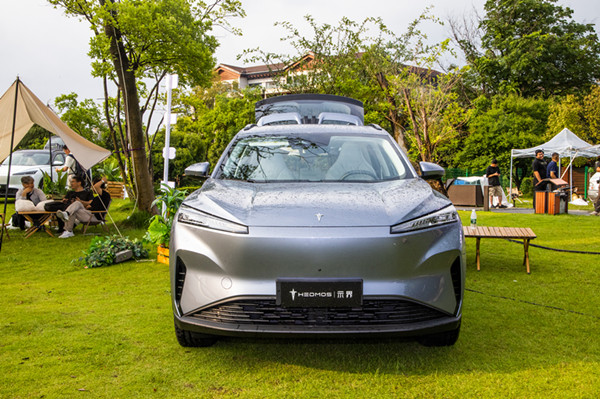 1747814846907092533.jpg 东风神龙_副本.jpg