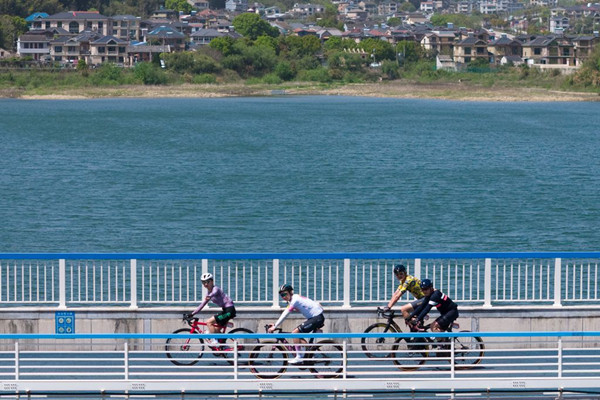 1744792956926062258.jpg 1-2_副本.jpg