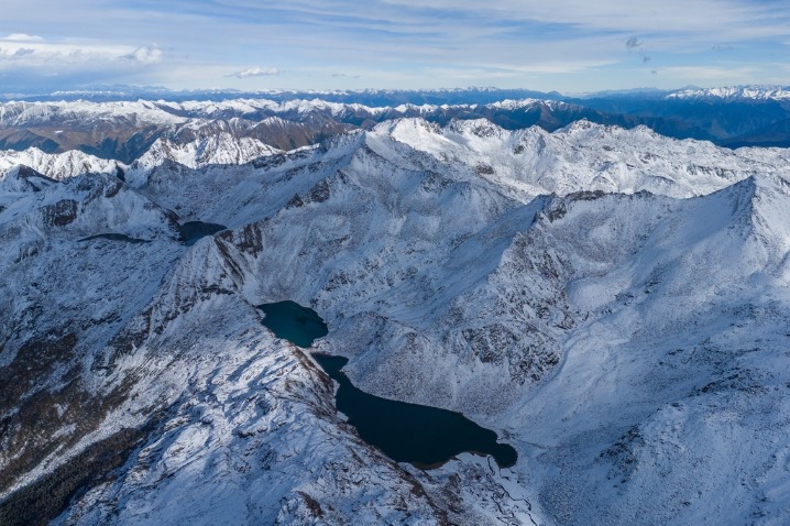 Picturesque scenery of Dagu Glacier in Sichuan