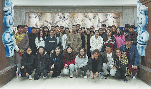 1762331438355022988.png 690a95c7a310f2154d43473a.png