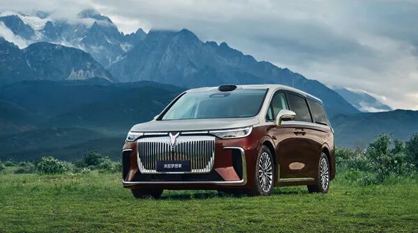 1763371582182085223.jpg 岚图梦想家销冠.jpg