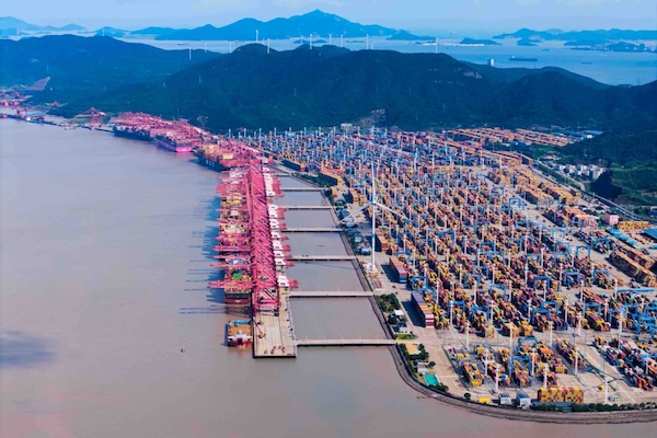 1765445906572069713.jpg ccb17afa-95d5-4e70-8d2d-16c1df2aba7d.jpg