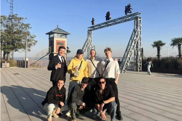 1764755366058088019.jpg hm 12.3 2.1 600.jpg