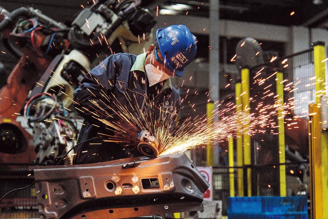 Economy in strong growth momentum in Q1