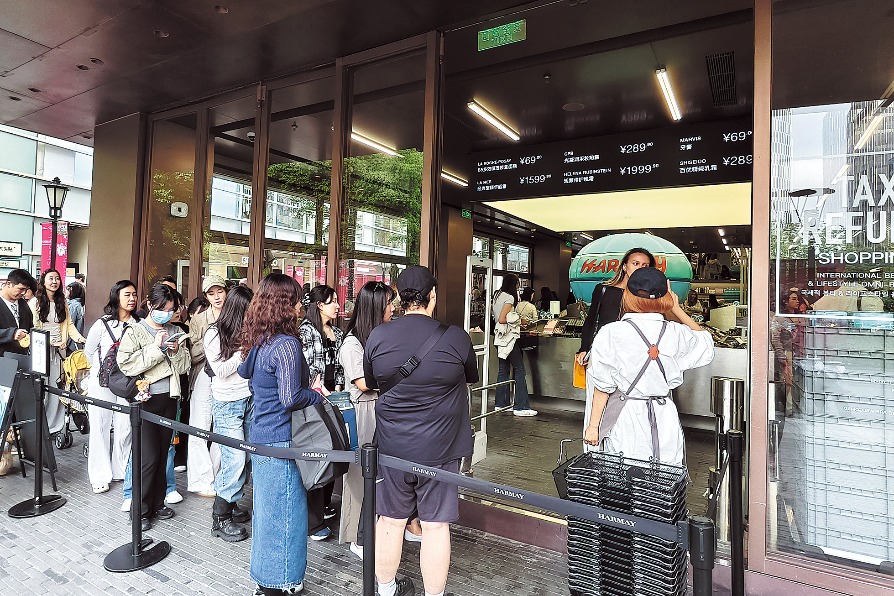 Departure tax refund levels up for visitors