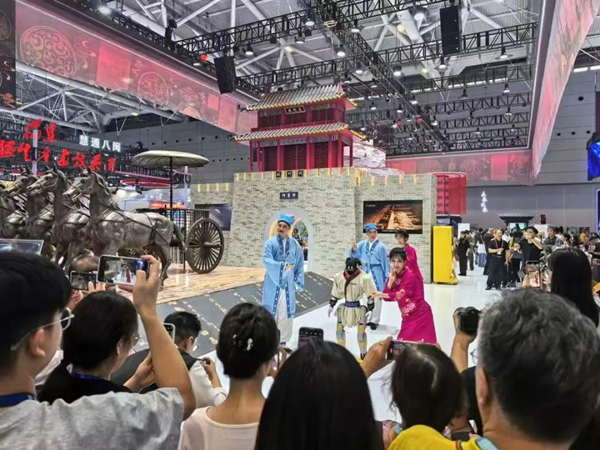 1779697463363026586.jpg 光谷文博会4_副本.jpg