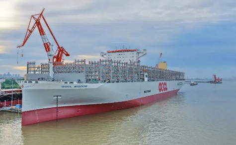 World's first 24,000-TEU methanol dual-fuel container ship completed in Chongchuan 