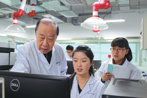Lab turns seaweed into potential cancer treatment
