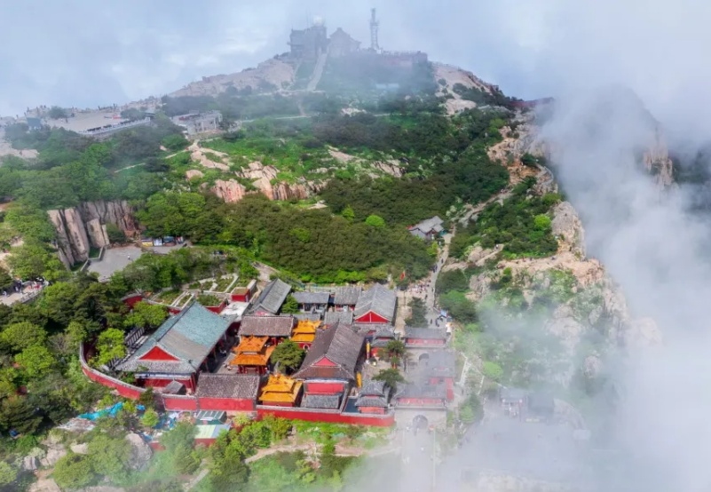 Taishan Mountain wrapped in quiet beauty after rain