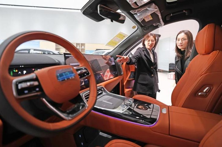 Govt summons carmakers over irrational competition