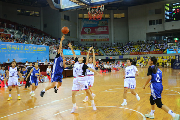 Hechi hosts 12th high school student basketball tournament