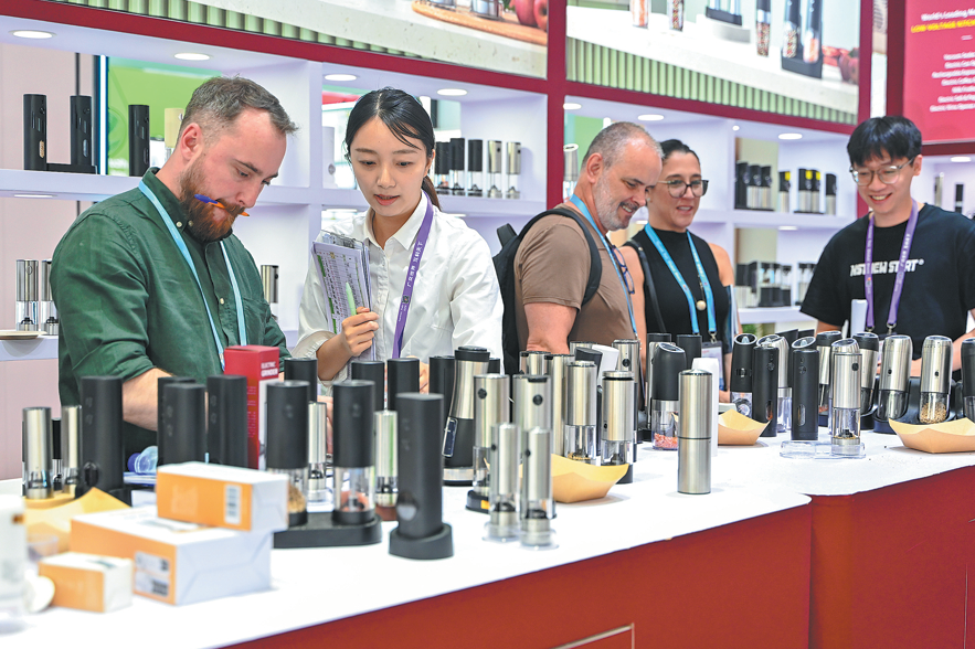 Chinese lifestyle lifts consumption