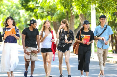 Tropical universities linked digitally