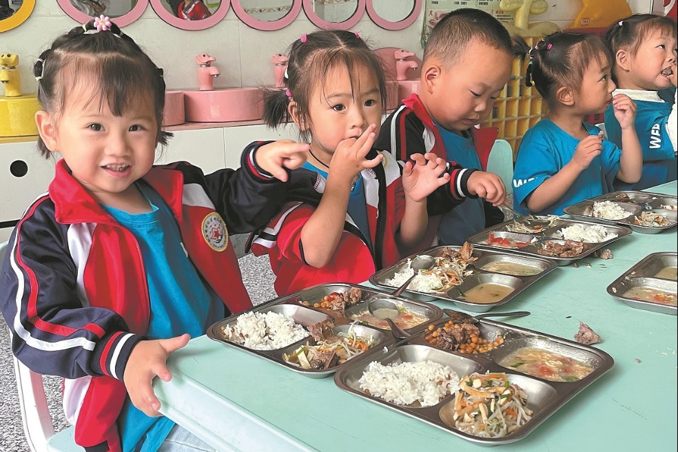 China strengthens food safety requirements for kindergartens