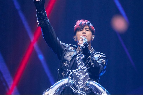 Pop icon's sun rises in Beijing once again