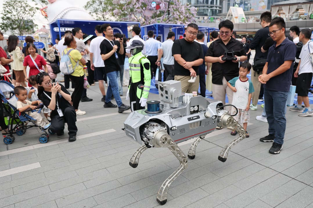 Guangdong to scale up future industry drive