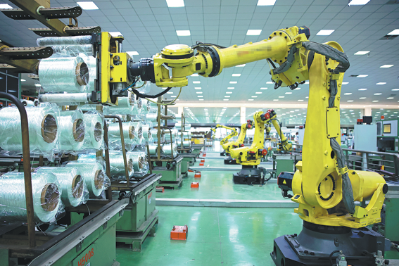 Solid factory activity boosts expansion