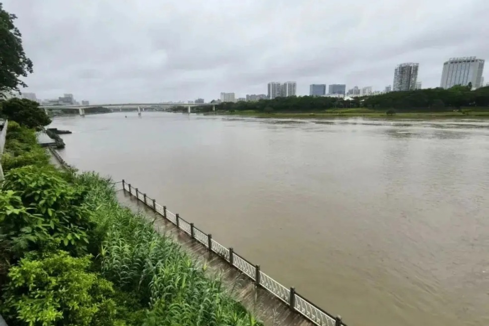 China upgrades flood emergency response for Guangxi