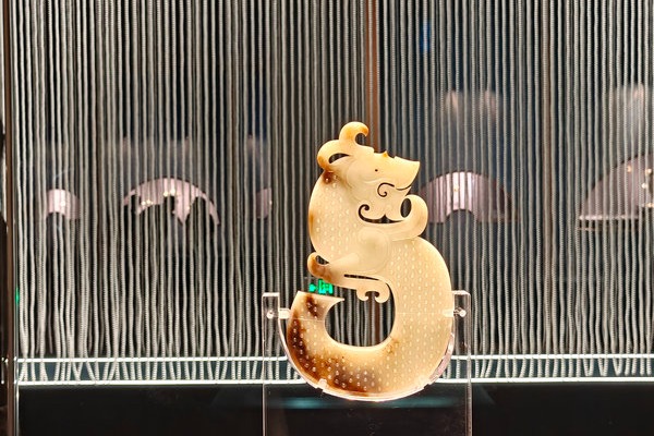 Artifacts from Chu Principality of Western Han Dynasty on view in Beijing