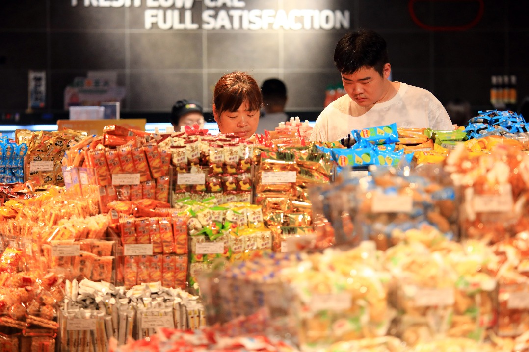 China aims to boost consumption, jobs via retail sector plan
