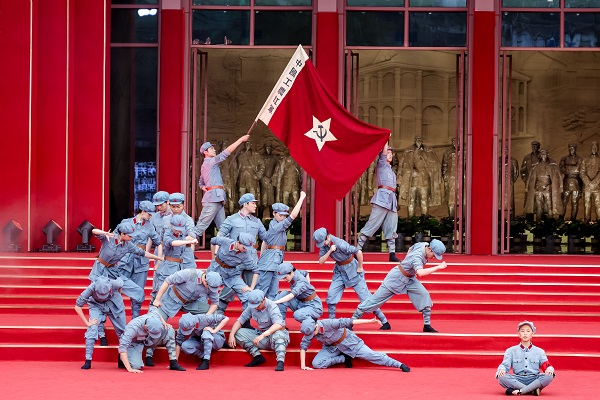 开场表演 - 副本.jpg
