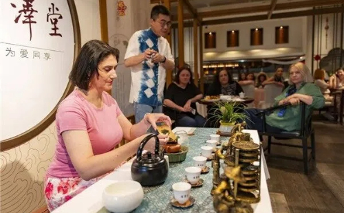 Croatian delegates explore Jinhua's tea heritage