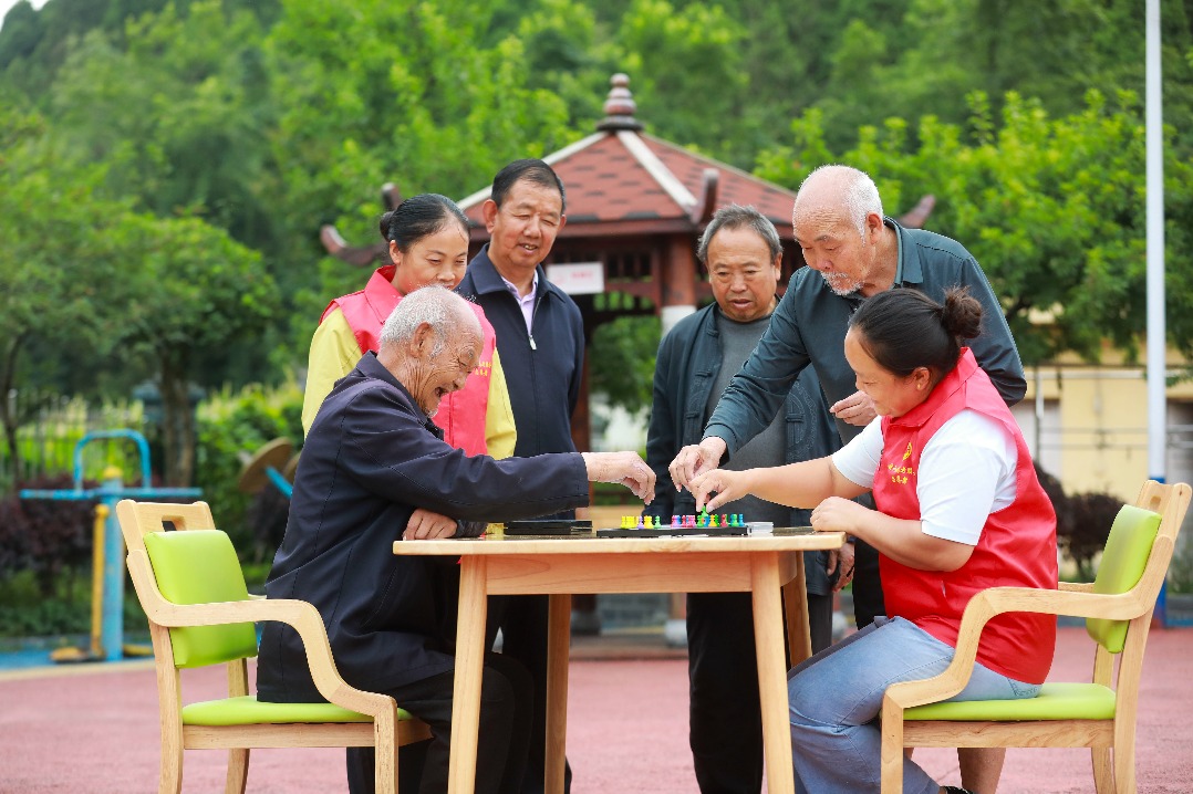 Plans for three-tier eldercare network