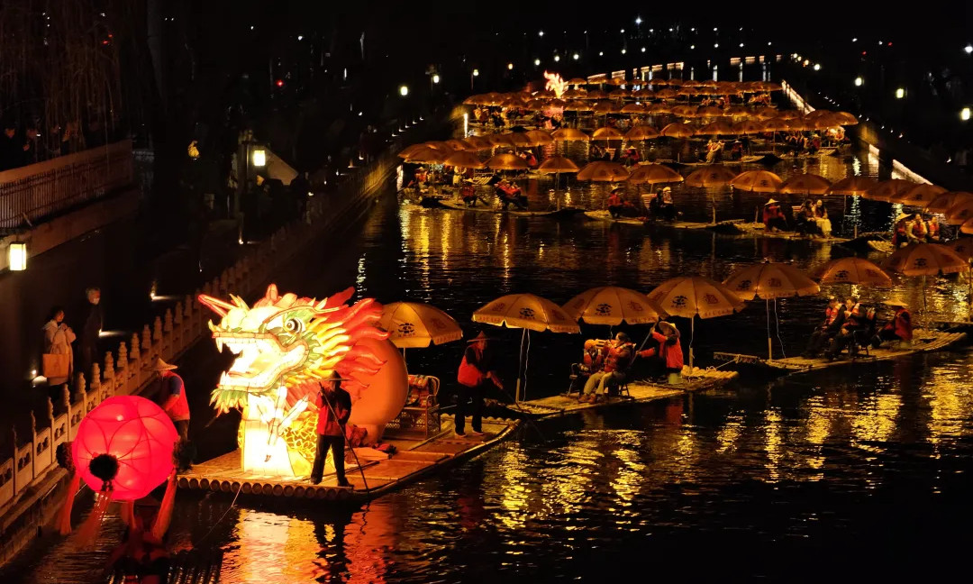 Yangshuo Golden Loong Parade bridges cities for cultural exchange