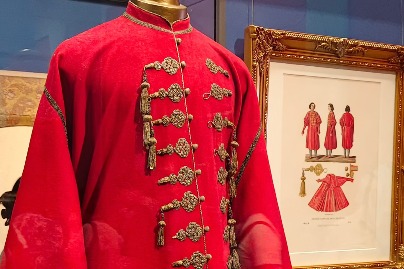 Russian imperial glory shines at Hubei exhibition
