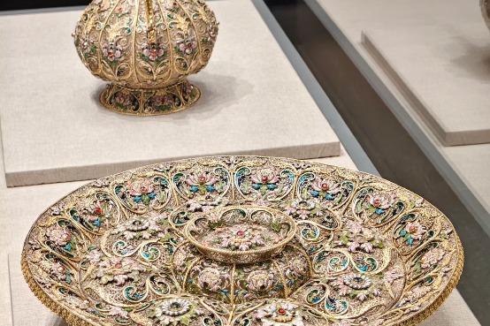 Russian royal artifacts come to Hubei