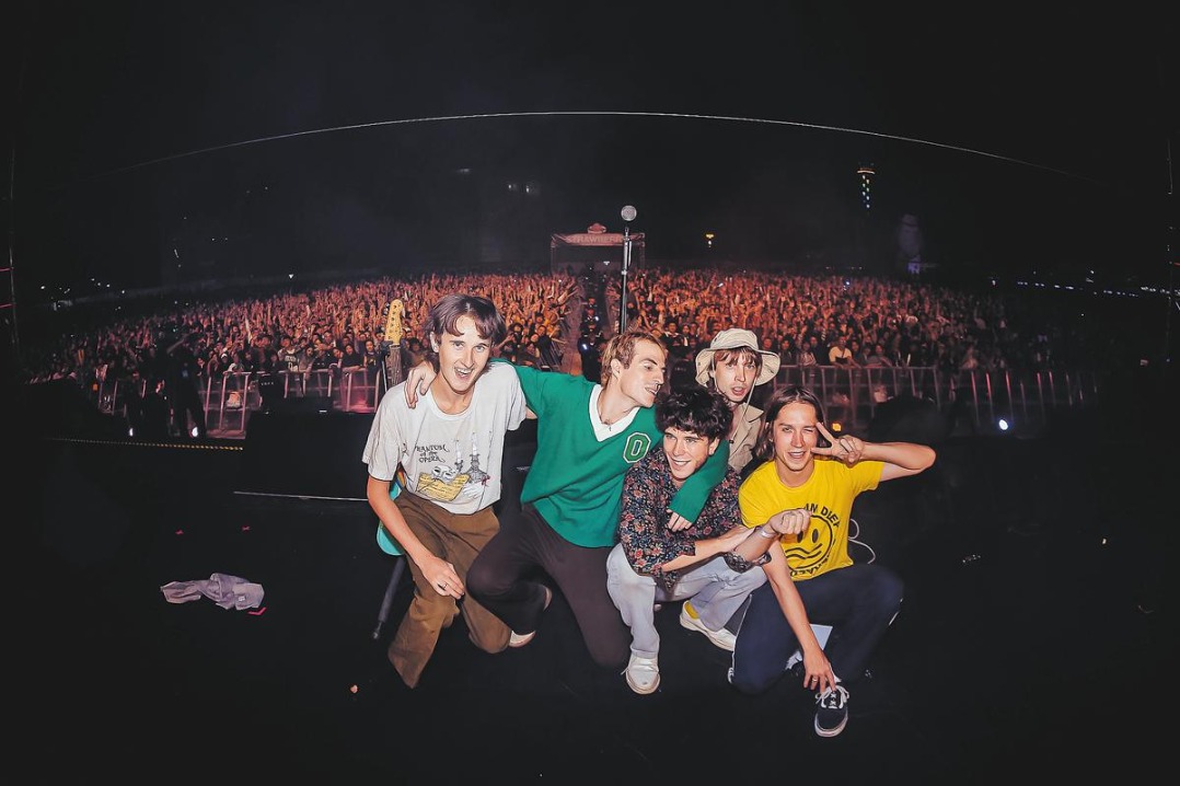 From 'bedroom heroes' to music stars in China
