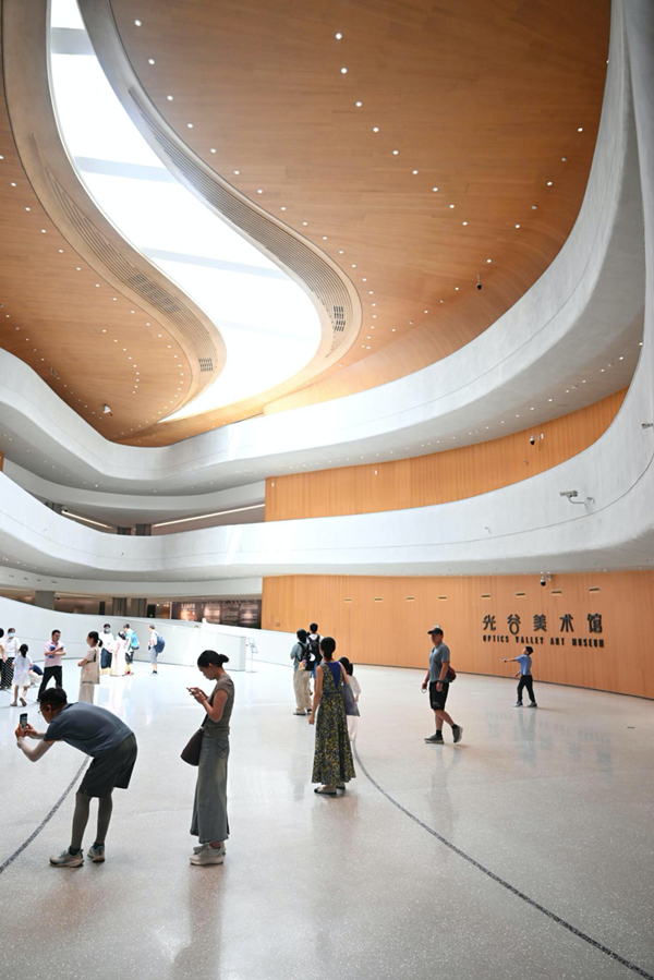 1785134043895065950.jpg 光谷图书馆1_副本.jpg