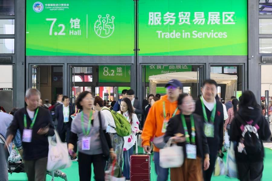 Expanding imports of services aids trade growth