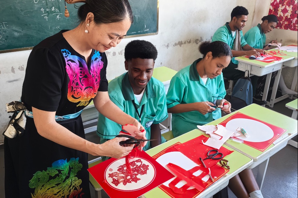 Guangdong brings China's charming culture to Papua New Guinea