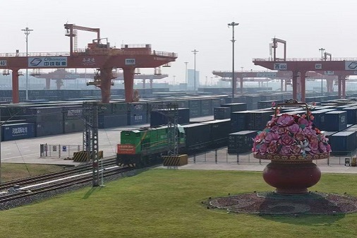 Media tour for 2026 WIC Digital Silk Road Development Forum spotlights Xi'an's cross-border logistics