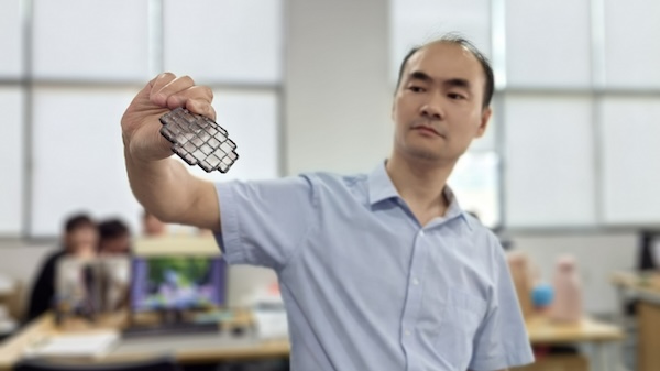 Ningbo company grows diamonds for jewelry and chips